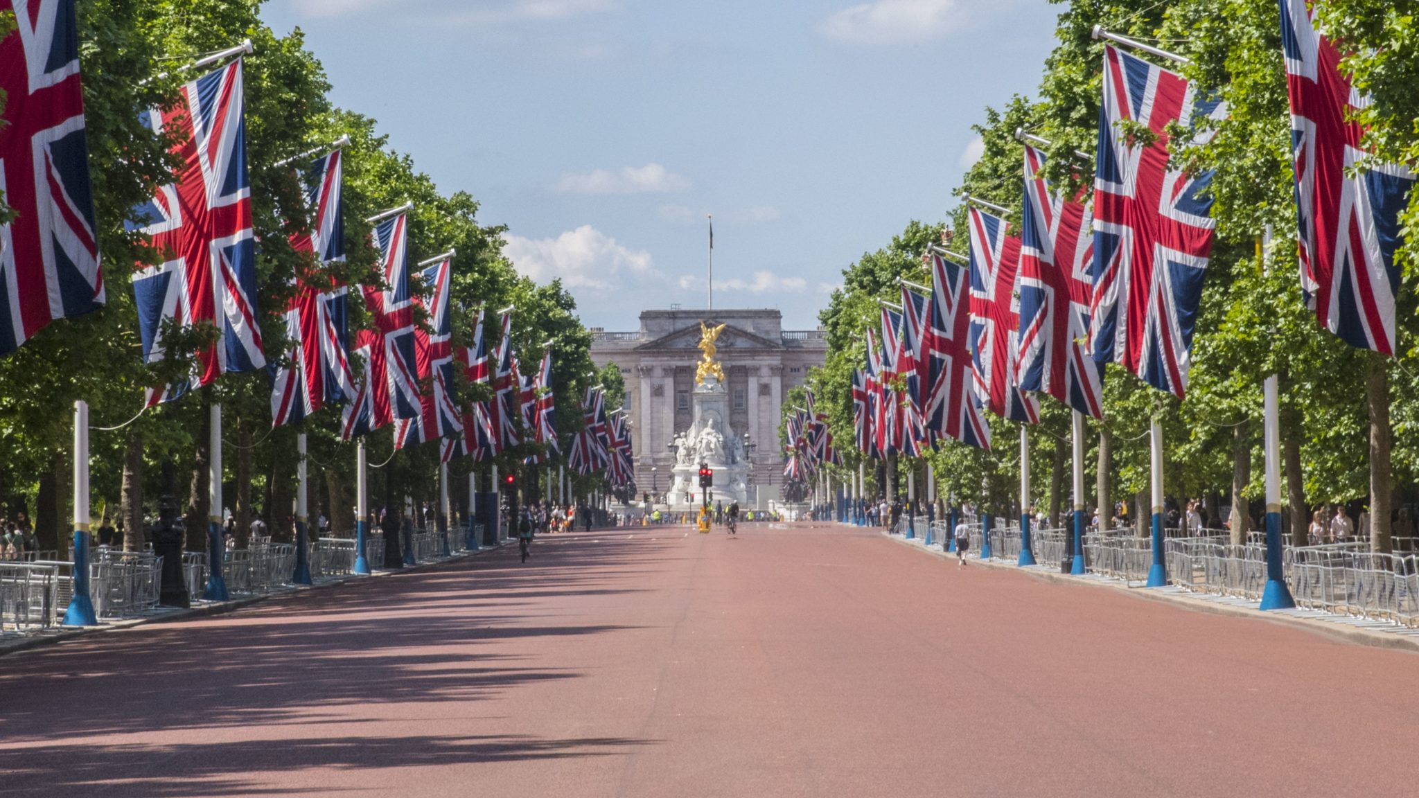 The Coronation of King Charles III – The Rules on Additional Bank